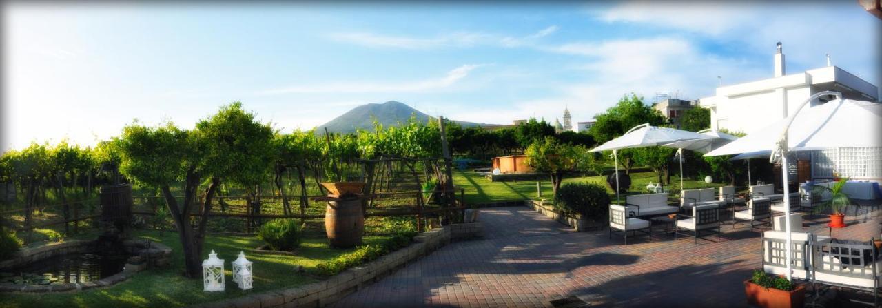 B&B Casa Di Donna Trecase ภายนอก รูปภาพ